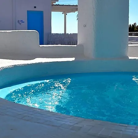 Apsenti Couples Only Hotel 4*