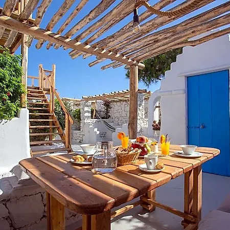 Hotel Apsenti Couples Only 4*